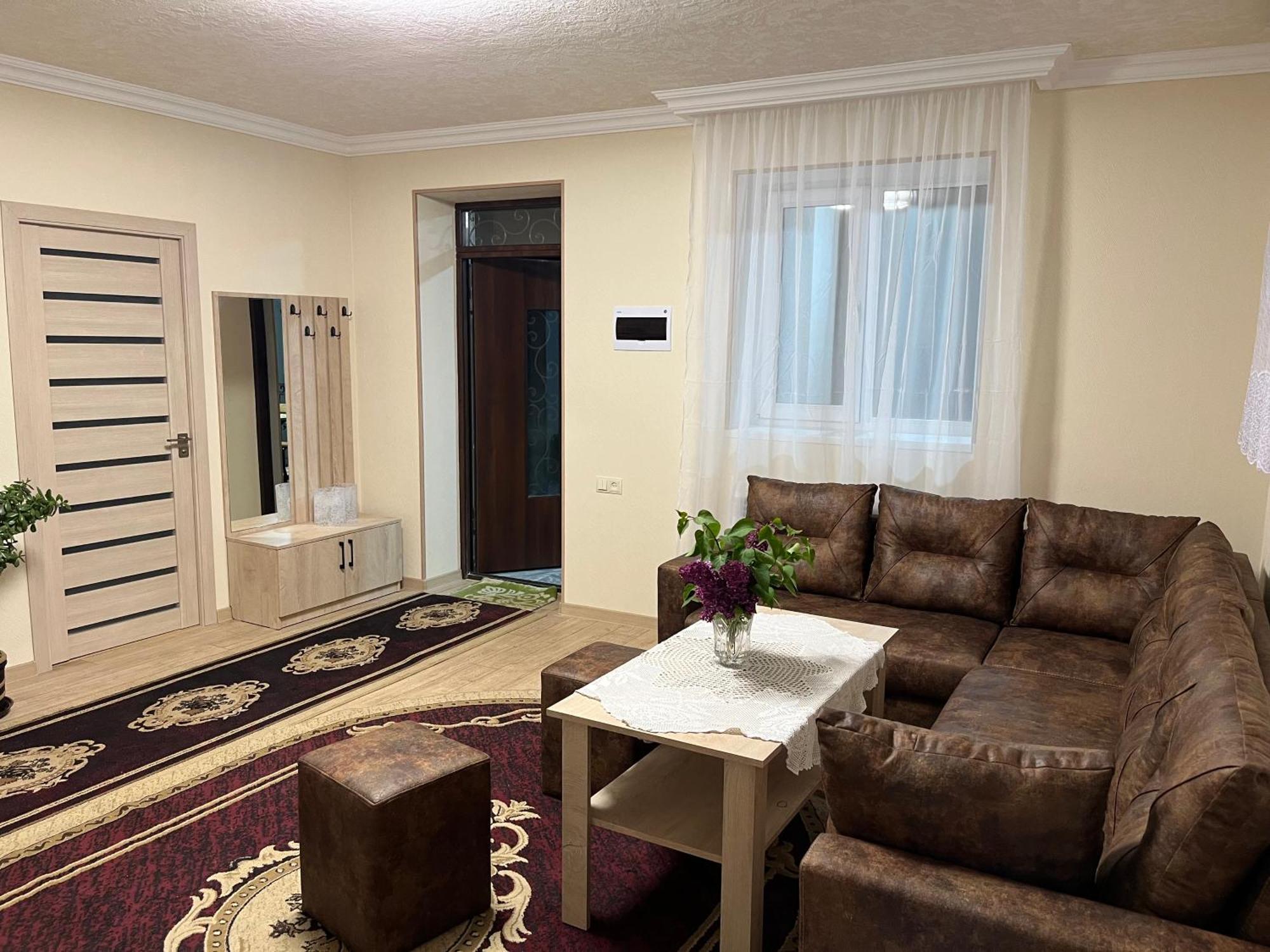 Inexpensive House Bed & Breakfast Vanadzor Bagian luar foto