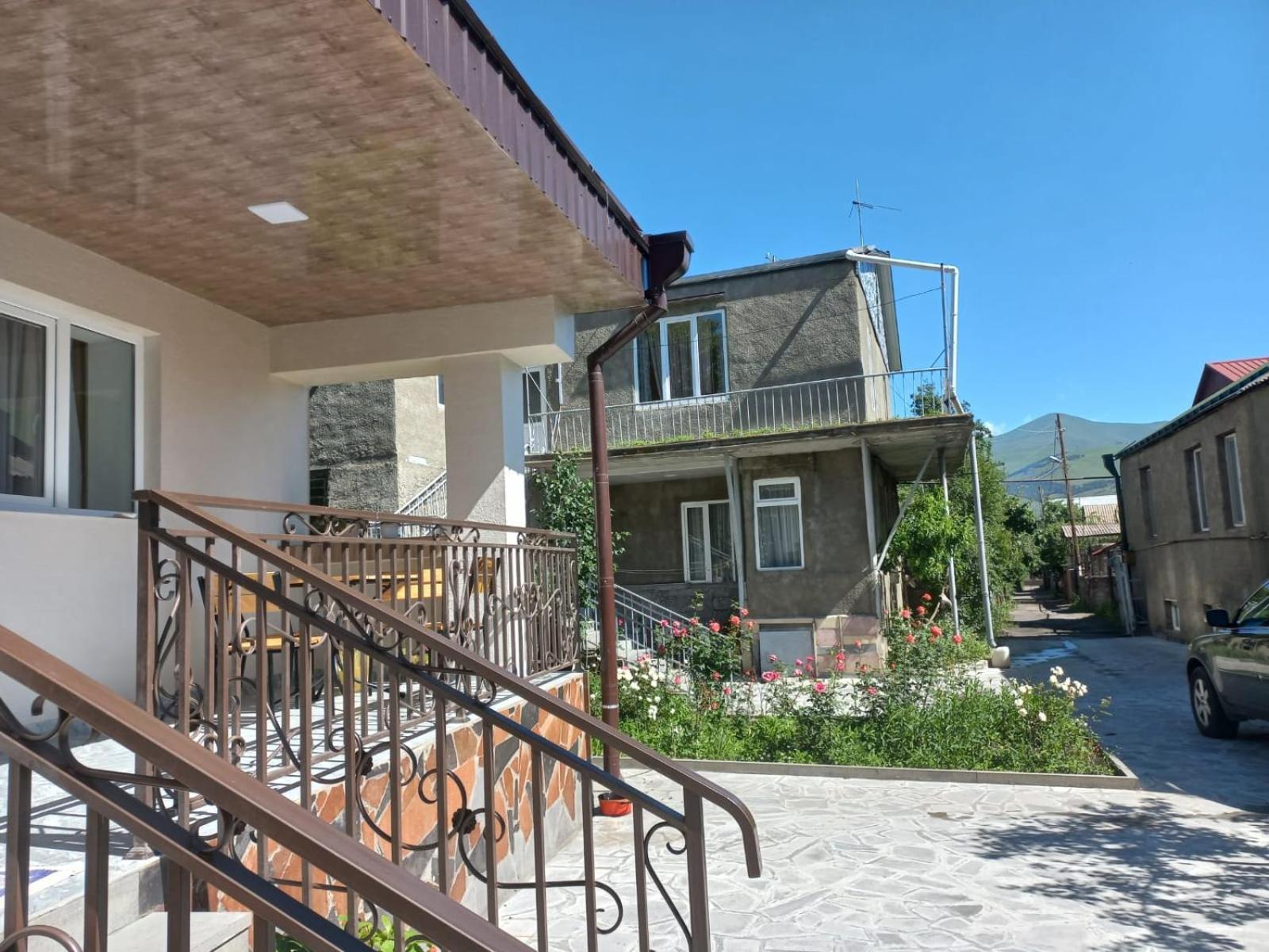 Inexpensive House Bed & Breakfast Vanadzor Bagian luar foto